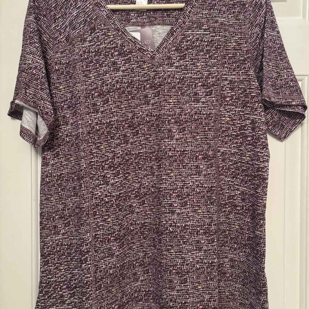 Purple and White V-Neck Short Sleeve Top